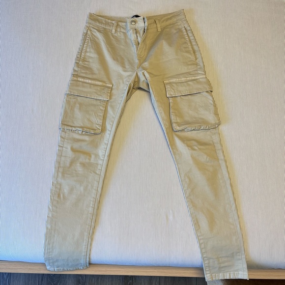 Zara Cargo Pants - Picture 1 of 1